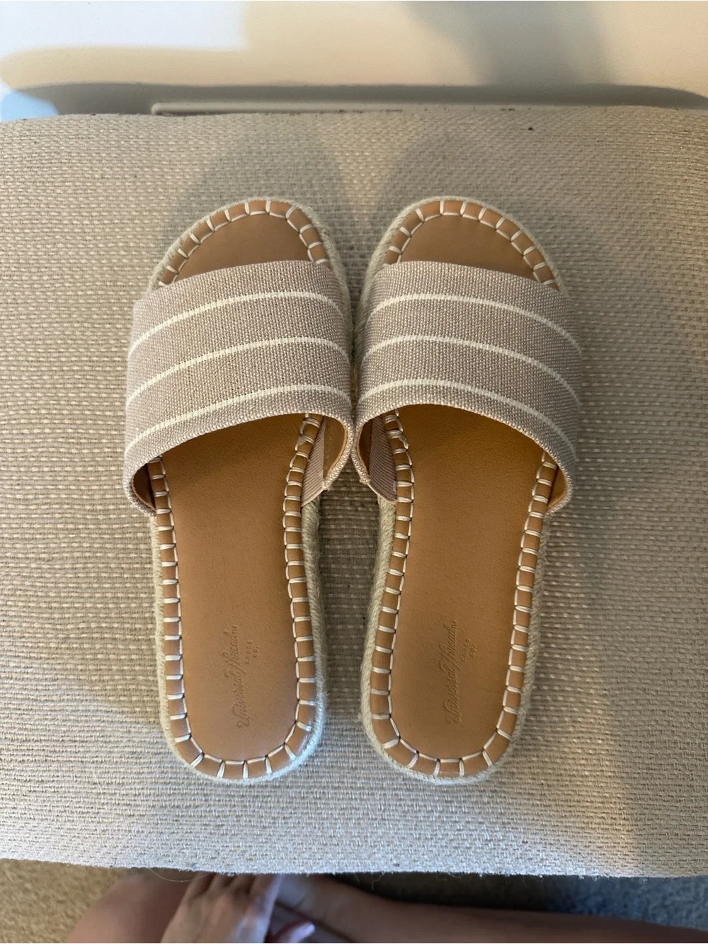 Universal Thread Beige Stripe Espadrille Slide Sandals - Picture 1 of 4